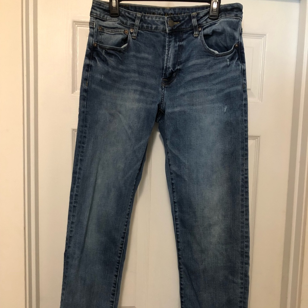 Men’s American Eagle jeans. Barely worn.